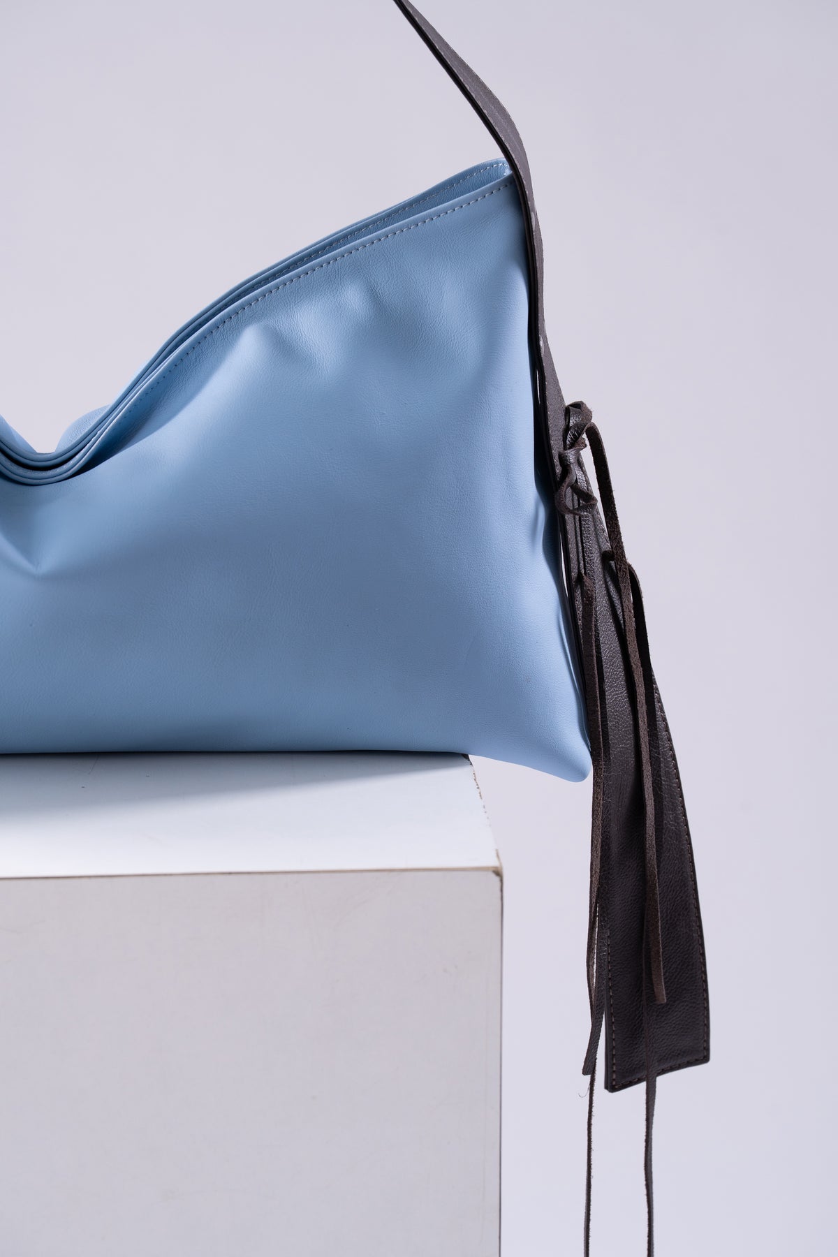 The Lola Slouch – Contrast Blue