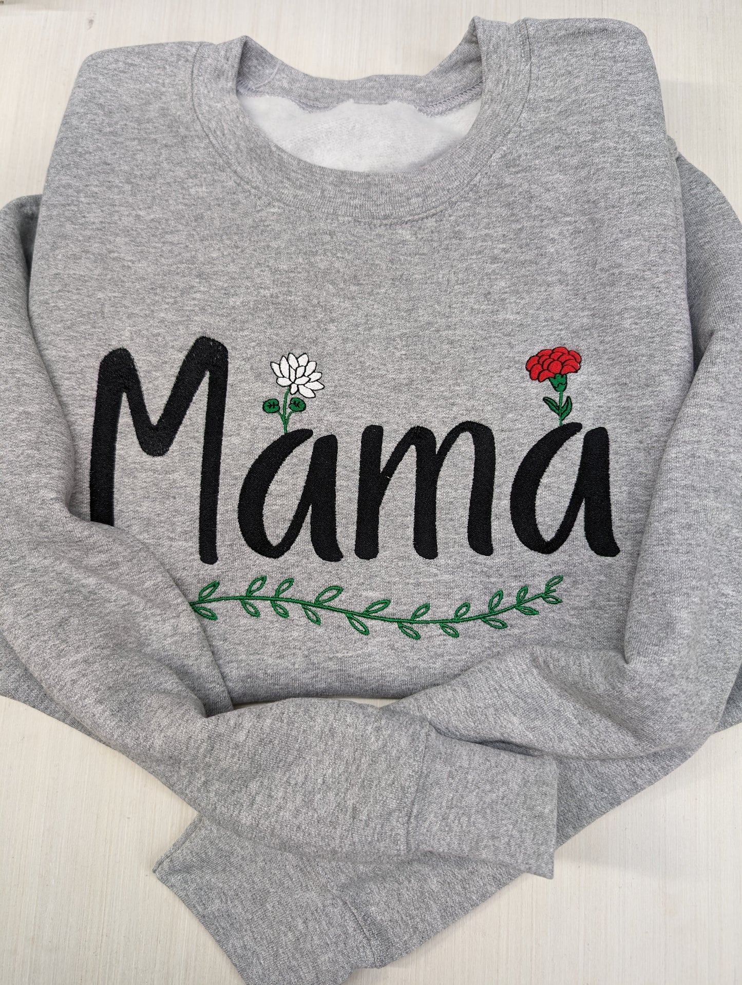 Mama pullover with birth month flowers